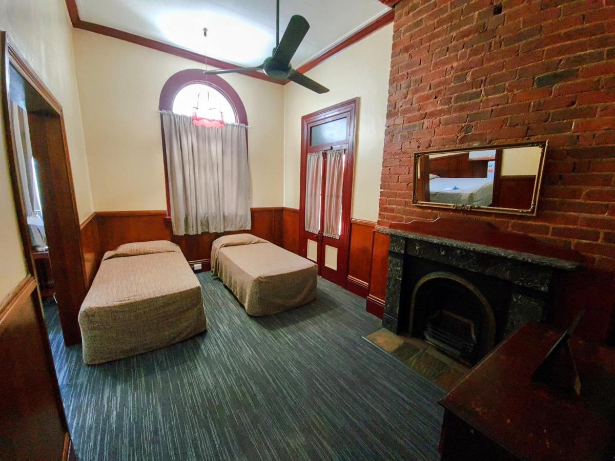 Criterion Hotel-Motel Rockhampton Εξωτερικό φωτογραφία